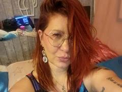 Choukette - female with red hair webcam at xLoveCam