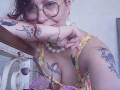 Choukette - female with red hair webcam at xLoveCam