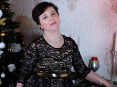 ChristaRose - female with brown hair webcam at xLoveCam