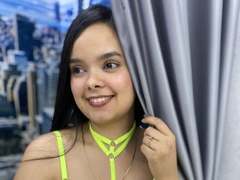 CloeMorris - female with black hair and  small tits webcam at xLoveCam