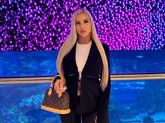 Cora-Diamond - blond female webcam at xLoveCam