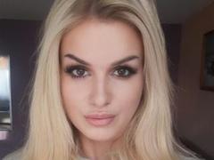 CorneliaDesire - blond female webcam at xLoveCam