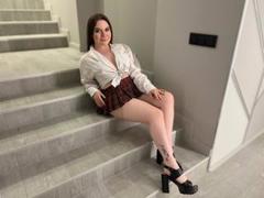 CortyRyans - female with brown hair webcam at xLoveCam