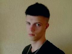 CoryVal - male webcam at xLoveCam