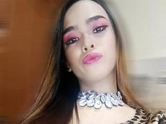 CumOnOverMe - shemale with  small tits webcam at xLoveCam