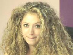 SassyKate - blond female webcam at xLoveCam