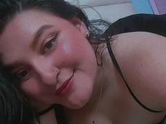 DakotaRosse - female with black hair and  small tits webcam at xLoveCam