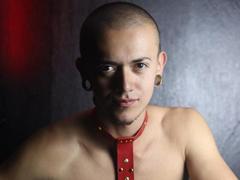 DamianMosth - male webcam at xLoveCam