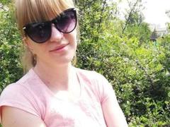 DanielaAdore - female webcam at xLoveCam