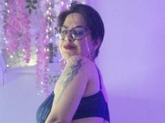 DannaVelez - female webcam at xLoveCam