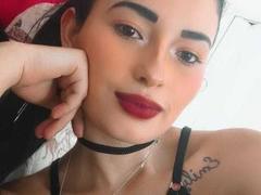 Dannat - female webcam at xLoveCam