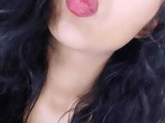 DaphneHot69 from xLoveCam