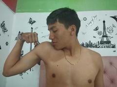 DarioVentura - male webcam at xLoveCam