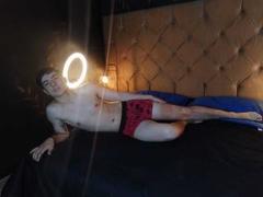 DarkJonas - male webcam at xLoveCam