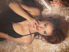 DayanaJacobs - blond female with  big tits webcam at LiveJasmin