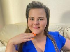 DayanaSalazar - female with brown hair webcam at xLoveCam