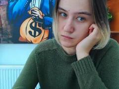 Debicaa - female with brown hair and  small tits webcam at xLoveCam