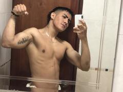 DereckHarris - male webcam at xLoveCam