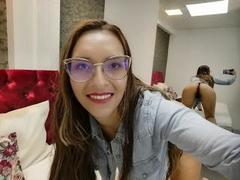 DianeDuboiis - female with brown hair and  small tits webcam at xLoveCam