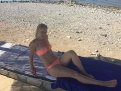 DirtySquirty-hot - blond female webcam at xLoveCam