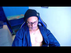 Dissell69 - male webcam at xLoveCam