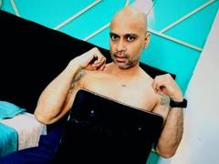 Dissell69 - male webcam at xLoveCam