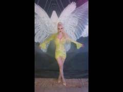 DivaBizarre111-hot - blond female webcam at xLoveCam