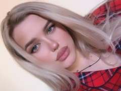 DjessikaLillian - blond female webcam at xLoveCam