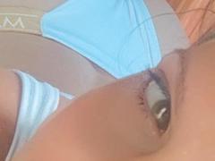 Docelili - female with brown hair and  big tits webcam at xLoveCam