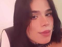 DollyQueen - shemale webcam at xLoveCam