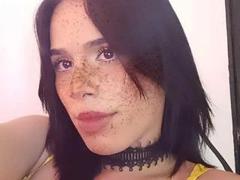 DollyQueen - shemale webcam at xLoveCam