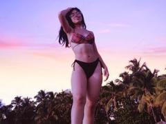 DollySexy69 - female with black hair webcam at xLoveCam