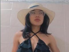 DollySexy69 - female with black hair webcam at xLoveCam