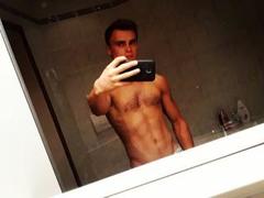 DomenickRaff - male webcam at xLoveCam