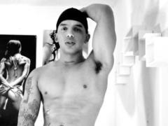 DominickOrtega - male webcam at xLoveCam