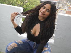 DulceVillareal - female with brown hair and  big tits webcam at LiveJasmin