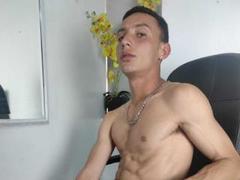 EdwardGomez - male webcam at xLoveCam