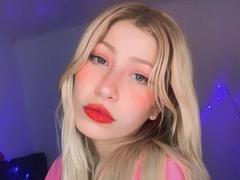 EHotLovea from xLoveCam