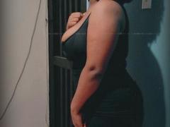 Eilin - female with black hair and  big tits webcam at xLoveCam