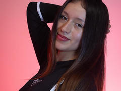 EimmyJames - female with black hair webcam at xLoveCam