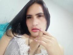 ElectraHottyX - shemale webcam at xLoveCam