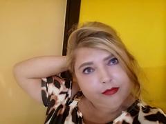 ElodieGlam - blond female with  small tits webcam at xLoveCam