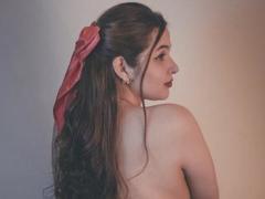 EmiliJones - female with brown hair and  small tits webcam at xLoveCam