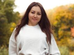 EmilyArthurs - female with black hair and  small tits webcam at LiveJasmin