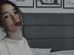 EmmaParkerr - female webcam at xLoveCam