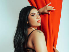 EmmaWiston - female with black hair and  big tits webcam at xLoveCam