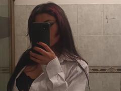 EmmaaRodriguez - female with black hair and  small tits webcam at xLoveCam