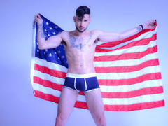 EnzoHerrera - male webcam at LiveJasmin