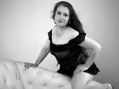 EmilyPeters - blond female with  small tits webcam at LiveJasmin