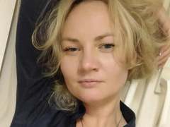 erotic-kaya - blond female webcam at xLoveCam